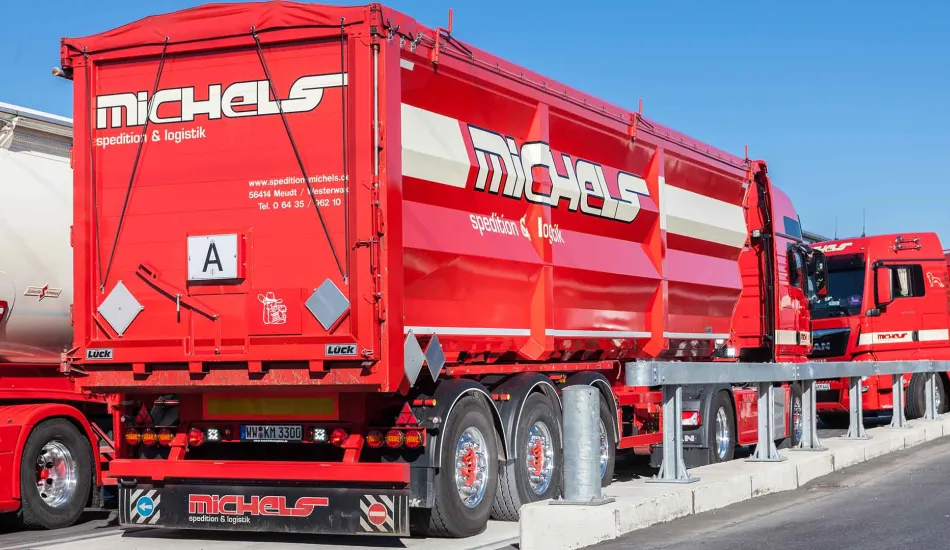 Metalltransporte Abfalltransporte - Spedition Michels - Slider 1