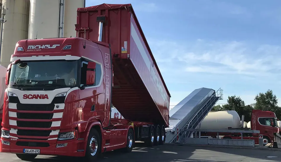 Umladestation Spedition Karl Michels - Slider 1