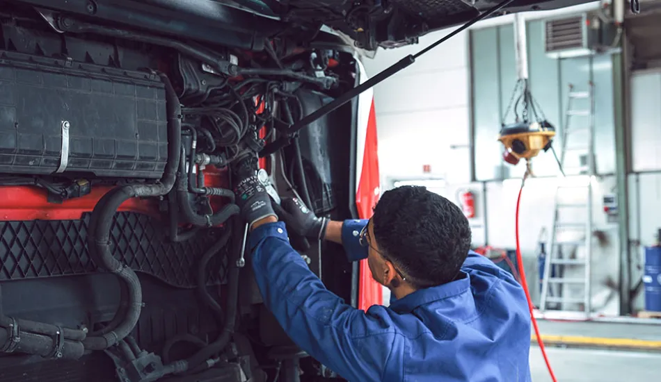 Werkstatt Spedition LKW KFZ-Schlosser